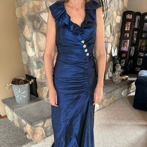 Mother of the Bride/Groom Dress